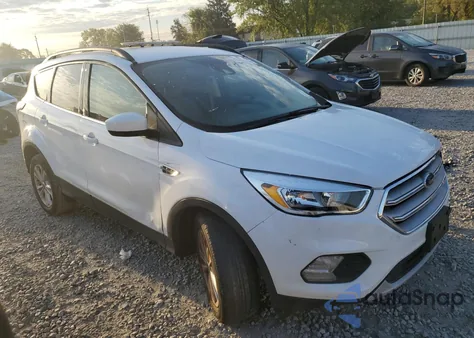 2018 Ford Escape Se from USA, damaged, VIN 1FMCU9GD3JUA77935